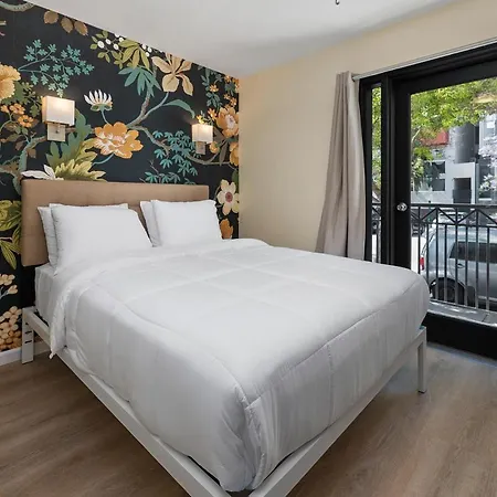 Little Italy Inn - Limited Service Apart Hotel-2